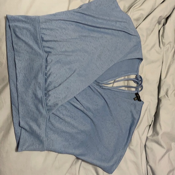 DYNAMITE CROP WRAP STYLE TOP - Picture 1 of 4